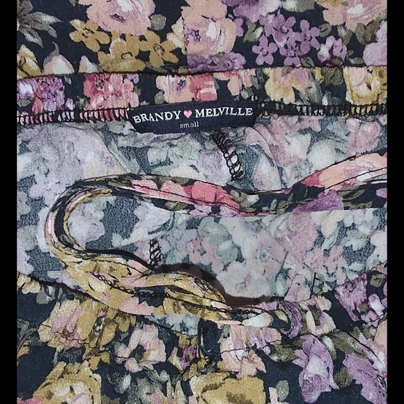 Donated to Maui Fire Victims/ Brandy Melville floral shorts eve remi S Hayden BM - Picture 8 of 11